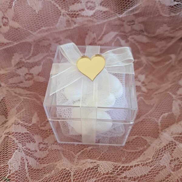 Μπομπονιέρα Γάμου - Κουτί με καρδούλα